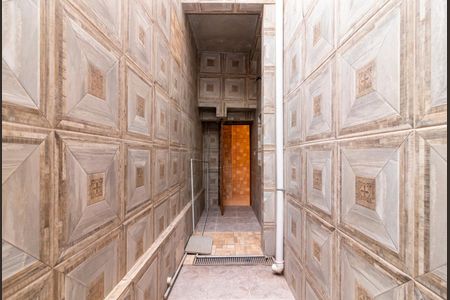 Casa à venda com 134m², 4 quartos e 2 vagasCorredor Externo