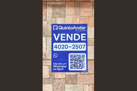 Casa à venda com 134m², 4 quartos e 2 vagasPlaca