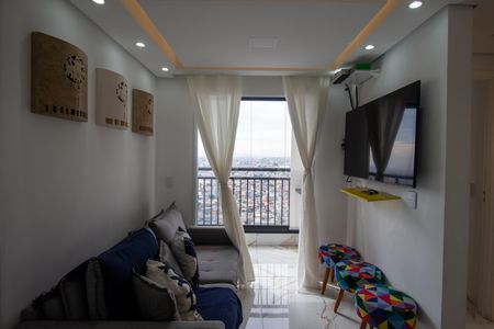 Apartamento à venda com 38m², 2 quartos e 1 vaga Apartamento à venda com 38m², 2 quartos e 1 vagaSala