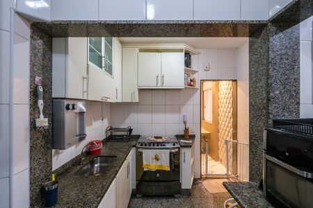 Apartamento à venda com 95m², 3 quartos e 2 vagasCozinha