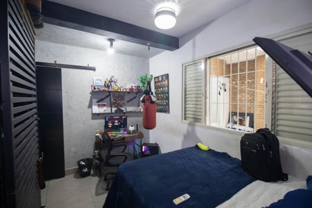 Casa à venda com 130m², 4 quartos e 2 vagasSuíte 1