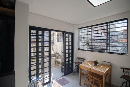 Casa à venda com 130m², 4 quartos e 2 vagasCozinha