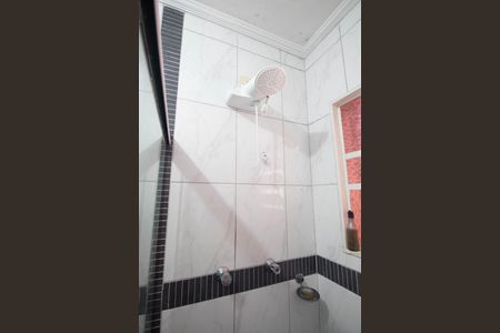 Casa à venda com 130m², 4 quartos e 2 vagasBanheiro da Suíte 2