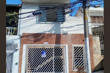 Casa à venda com 130m², 4 quartos e 2 vagasFachada