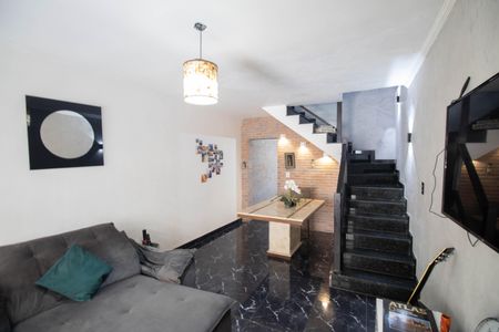 Casa à venda com 130m², 4 quartos e 2 vagasSala