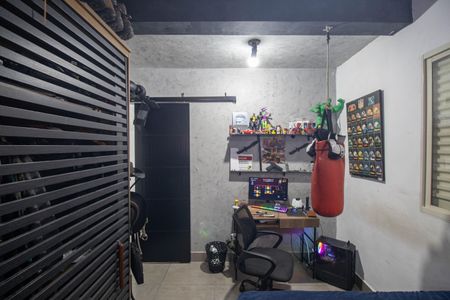 Casa à venda com 130m², 4 quartos e 2 vagasSuíte 1