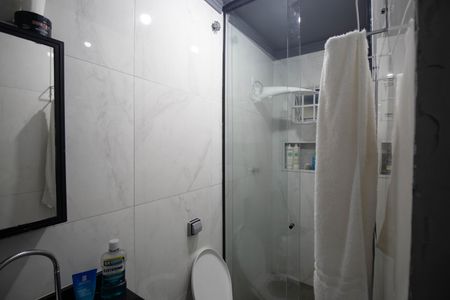 Casa à venda com 130m², 4 quartos e 2 vagasBanheiro da Suíte 1