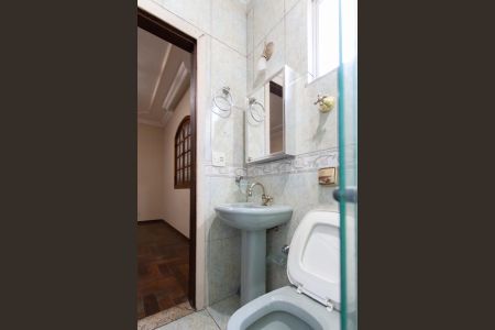 Casa à venda com 600m², 4 quartos e 4 vagasBanheiro da Suíte 1