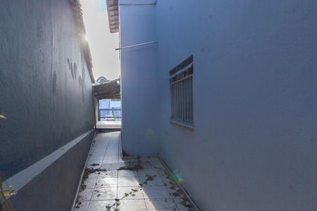 Casa à venda com 600m², 4 quartos e 4 vagasCorredor Lateral