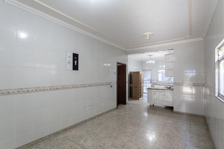 Casa à venda com 600m², 4 quartos e 4 vagasSala 2