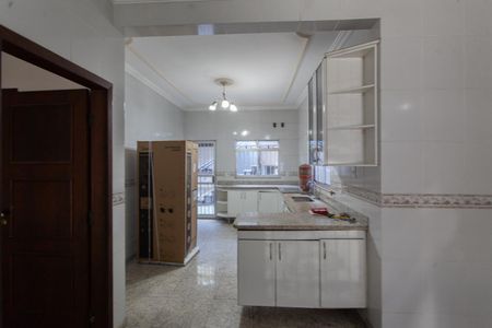 Casa à venda com 600m², 4 quartos e 4 vagasCozinha