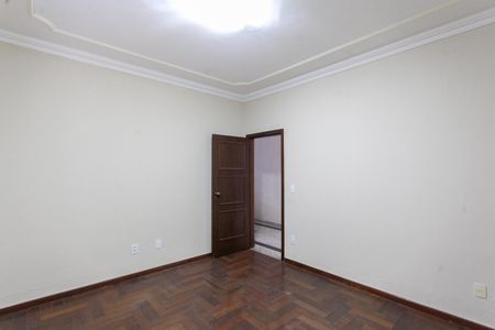Casa à venda com 600m², 4 quartos e 4 vagasQuarto 1