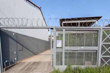 Casa à venda com 600m², 4 quartos e 4 vagasFachada e placa