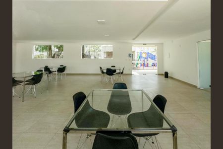 Apartamento à venda com 46m², 2 quartos e 1 vagaÁrea Comum - Salão de Festas