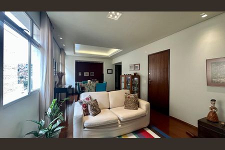 Apartamento à venda com 130m², 4 quartos e 2 vagasSala 