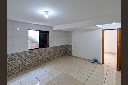 Casa para alugar com 35m², 1 quarto e 1 vagaQuarto