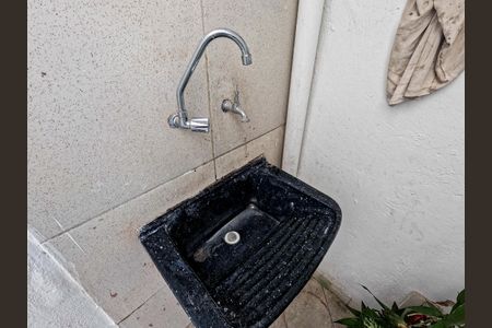 Casa para alugar com 35m², 1 quarto e 1 vagaÁrea de Serviço