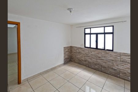 Casa para alugar com 35m², 1 quarto e 1 vagaSala