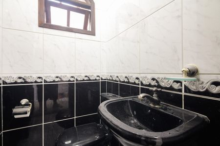 Casa para alugar com 260m², 2 quartos e 1 vagaLavabo