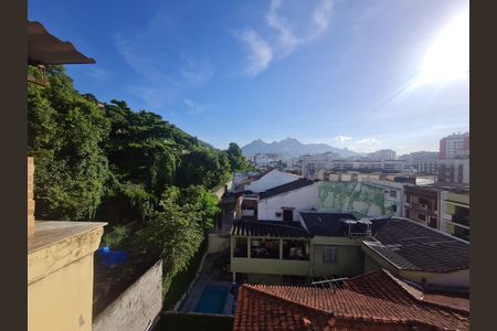 Casa à venda com 180m², 3 quartos e 1 vaga