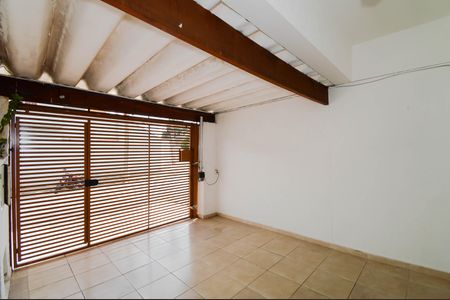 Casa à venda com 72m², 2 quartos e 1 vagaGaragem