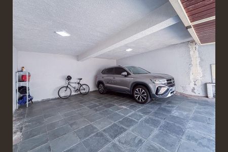 Casa à venda com 485m², 4 quartos e 3 vagas