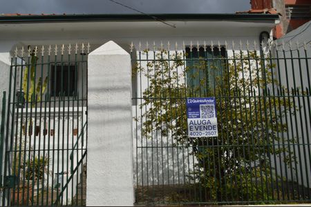 Casa à venda com 183m², 3 quartos e 2 vagasFachada + Plaquinha