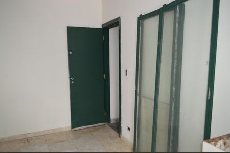 Casa à venda com 183m², 3 quartos e 2 vagasQuarto da Edícula