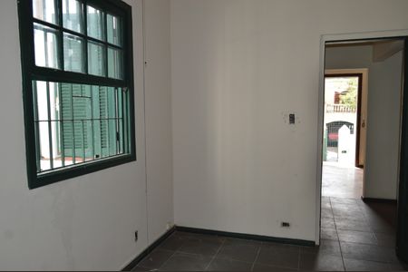 Casa à venda com 183m², 3 quartos e 2 vagasQuarto 1