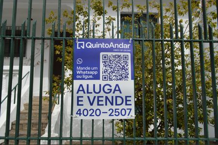 Casa à venda com 183m², 3 quartos e 2 vagasPlaquinha