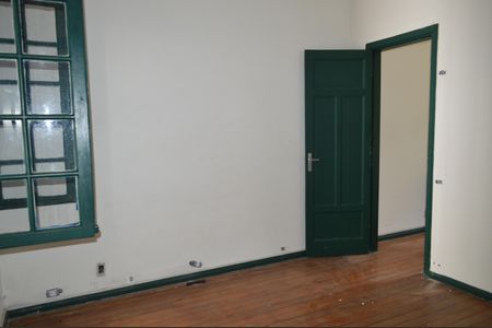 Casa à venda com 183m², 3 quartos e 2 vagasQuarto 1