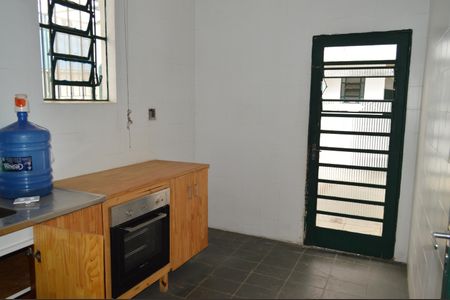 Casa à venda com 183m², 3 quartos e 2 vagasCozinha