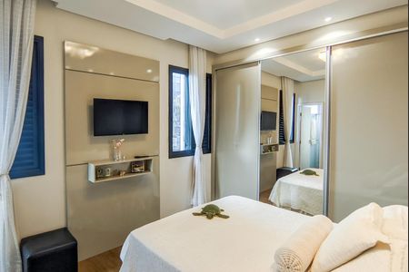 Apartamento à venda com 237m², 5 quartos e 2 vagasQuarto 4