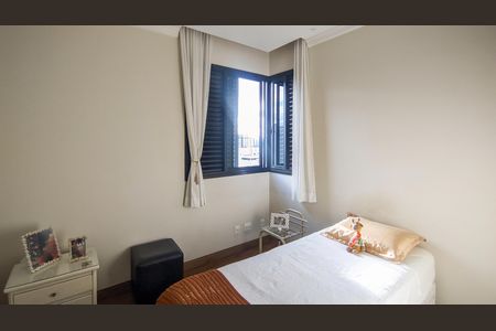 Apartamento à venda com 237m², 5 quartos e 2 vagasQuarto 3