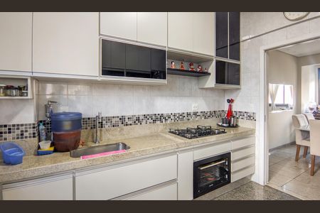 Apartamento à venda com 237m², 5 quartos e 2 vagasCozinha