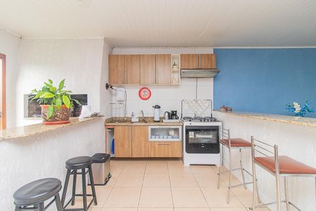 Casa à venda com 198m², 2 quartos e 4 vagasCozinha e Área de Serviço