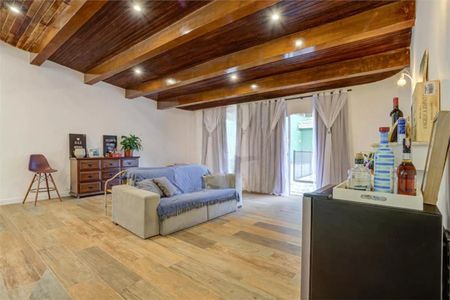 Casa à venda com 335m², 3 quartos e 3 vagas Casa à venda com 335m², 3 quartos e 3 vagasFoto 02