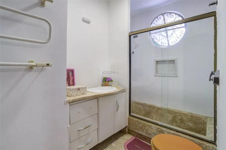 Casa à venda com 335m², 3 quartos e 3 vagas Casa à venda com 335m², 3 quartos e 3 vagasFoto 12