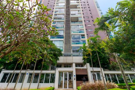 Apartamento à venda com 210m², 4 quartos e 3 vagas Apartamento à venda com 210m², 4 quartos e 3 vagasFachada