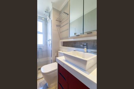 Apartamento à venda com 210m², 4 quartos e 3 vagas Apartamento à venda com 210m², 4 quartos e 3 vagasSuíte 4 - Banheiro