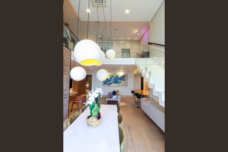 Apartamento à venda com 210m², 4 quartos e 3 vagas Apartamento à venda com 210m², 4 quartos e 3 vagasSala