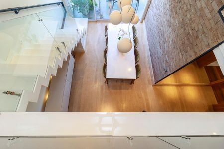 Apartamento à venda com 210m², 4 quartos e 3 vagas Apartamento à venda com 210m², 4 quartos e 3 vagasMesanino