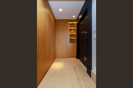 Apartamento à venda com 210m², 4 quartos e 3 vagas Apartamento à venda com 210m², 4 quartos e 3 vagasLavabo