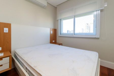 Apartamento à venda com 210m², 4 quartos e 3 vagas Apartamento à venda com 210m², 4 quartos e 3 vagasSuíte 2