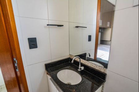 Apartamento à venda com 100m², 2 quartos e 2 vagas Apartamento à venda com 100m², 2 quartos e 2 vagasBanheiro da Suíte
