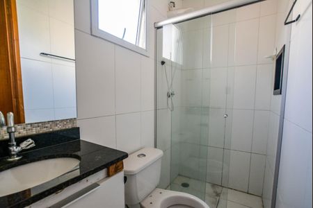 Apartamento à venda com 100m², 2 quartos e 2 vagas Apartamento à venda com 100m², 2 quartos e 2 vagasBanheiro da Suíte
