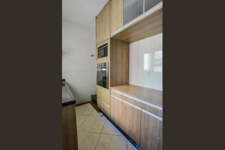 Apartamento à venda com 100m², 2 quartos e 2 vagas Apartamento à venda com 100m², 2 quartos e 2 vagasCozinha