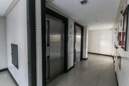 Apartamento para alugar com 79m², 3 quartos e 1 vaga Apartamento para alugar com 79m², 3 quartos e 1 vagaCorredor
