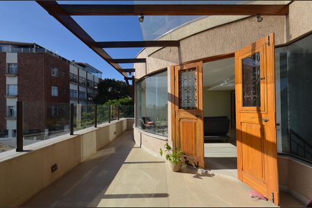 Apartamento à venda com 168m², 3 quartos e 1 vagaÁrea privativa/ cobertura