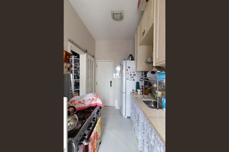 Apartamento para alugar com 67m², 2 quartos e 1 vagaCozinha 
